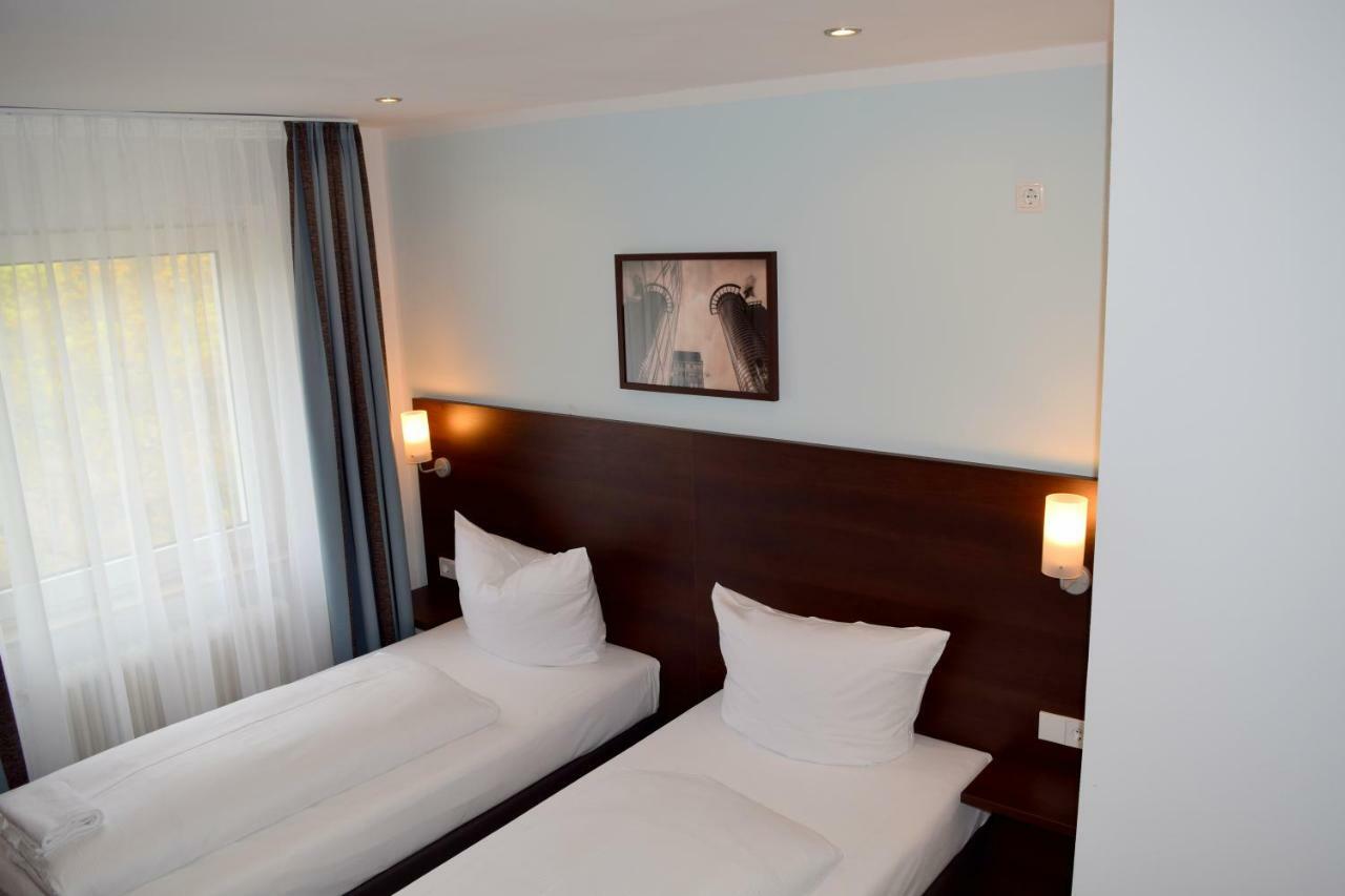 Trip Inn Budget Hotel Messe Frankfurt am Main Bagian luar foto